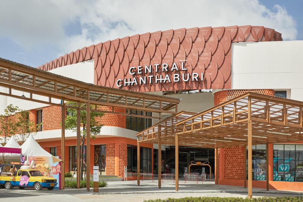 Nearby attraction, Maneechan Resort in Chanthaburi