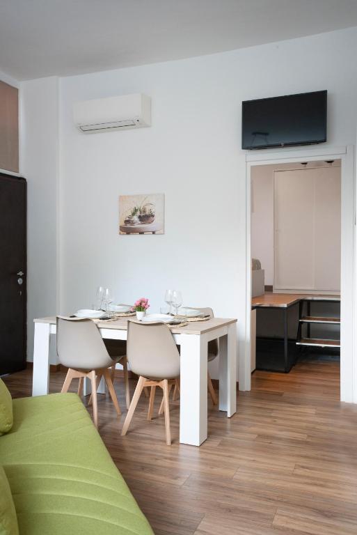 Elegant Sweet Home Suite - Milan, 15 minute Duomo - 2