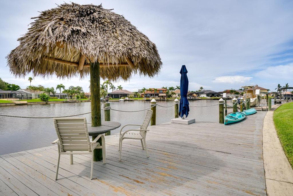 Private Pool, Dock and Gulf Access Cape Coral Home!, Cape Coral