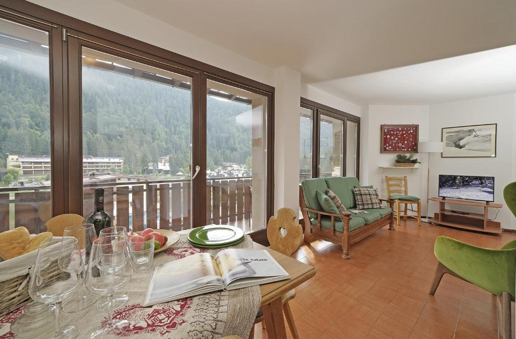 iFlat Madonna di Campiglio Alpino Orange - 1