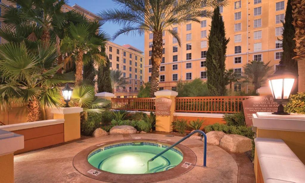 Hot tub