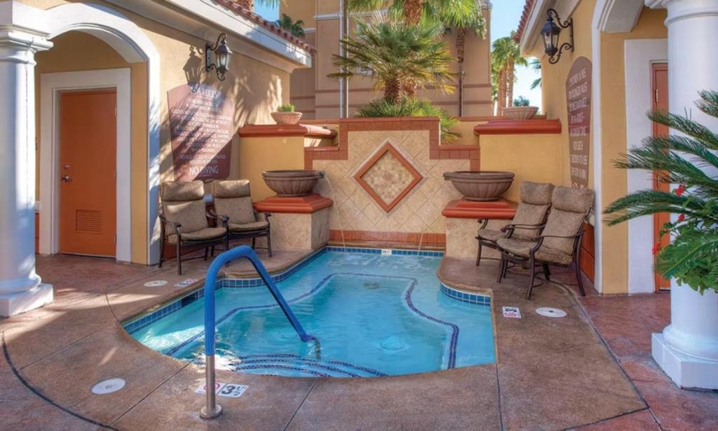 Hot tub
