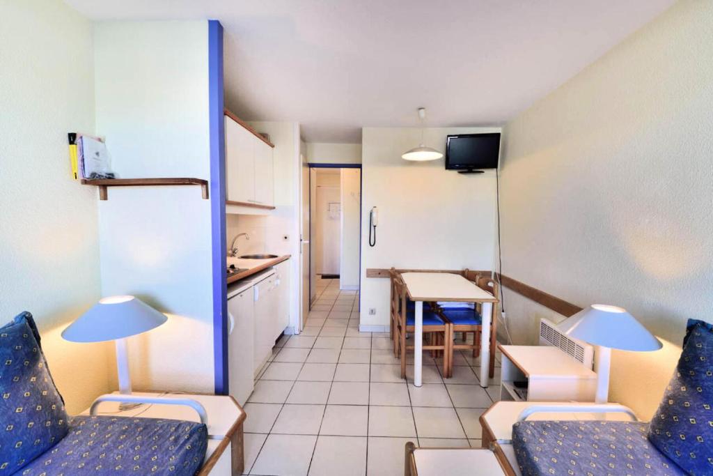 Résidence Quai des Voiliers 2 - maeva Home - Studio 4 Personnes - Budget - vue sur le Port MAE-4194 - 1