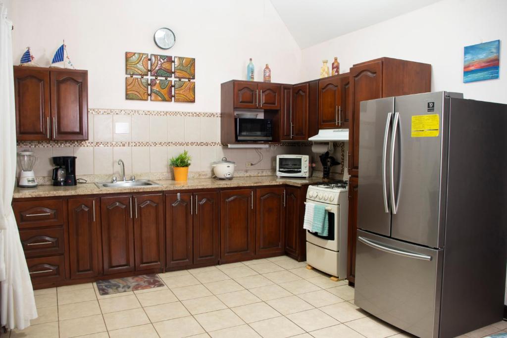 Kitchen, Apartments-Villas Playa Potrero 1 in Potrero