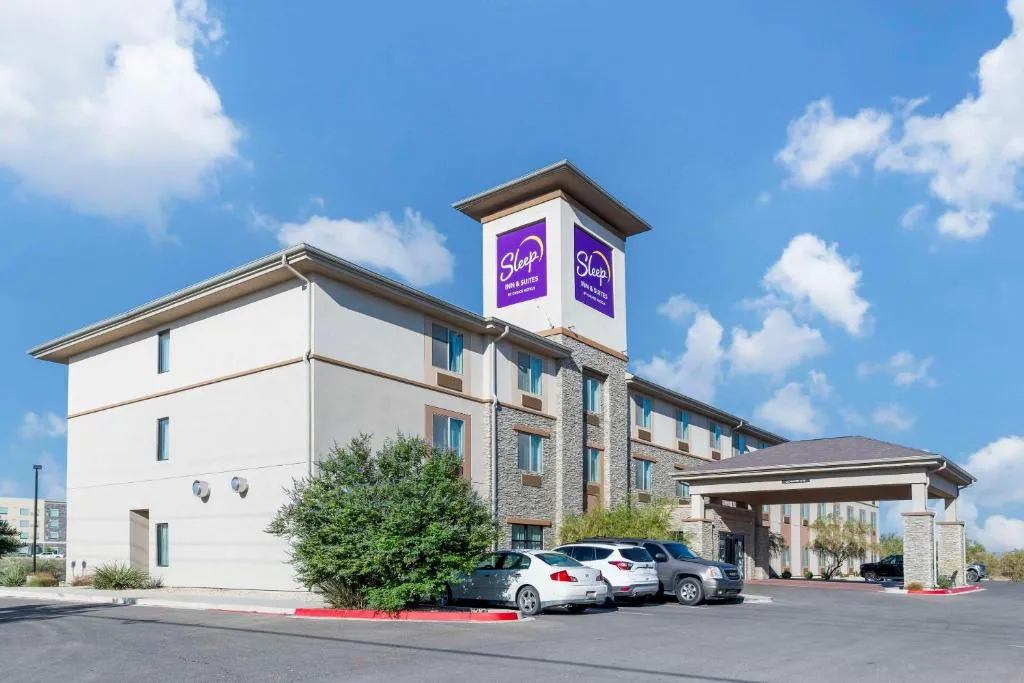 Sleep Inn & Suites Carlsbad Caverns Area，位于卡尔斯巴德的酒店