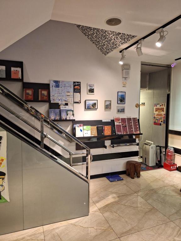 Exterior view, Yung Feng Hotel in Keelung