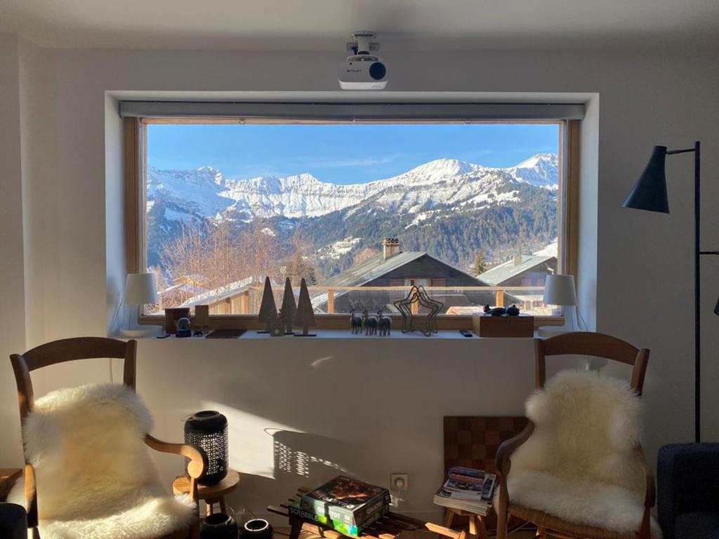 Chalet rénové pour 12 pers., à 100m des pistes, 300m des commerces, terrasses et parking inclus - 3