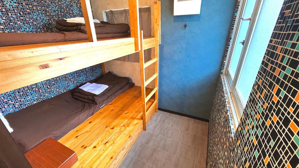 R Hostel Namba South 4