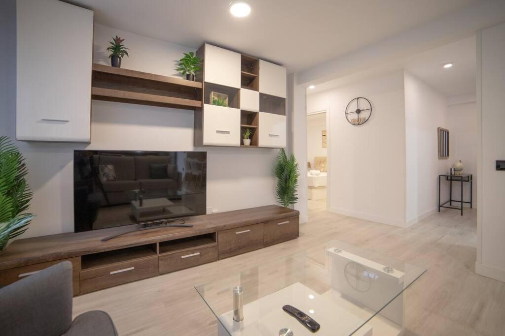 IFEMA-Airport. 2 bed. AC - 1