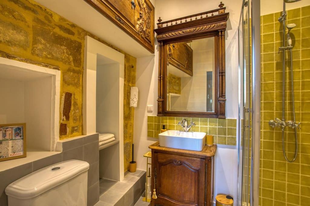 "Les appartements de Betty C" Studio médiéval - 4