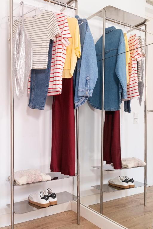 Chic & Basic Tallers Hostal - 4