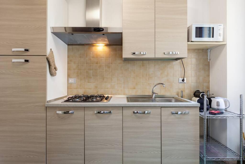 Ferrari - AC -Wifi - Flexyrent Apartment - 5