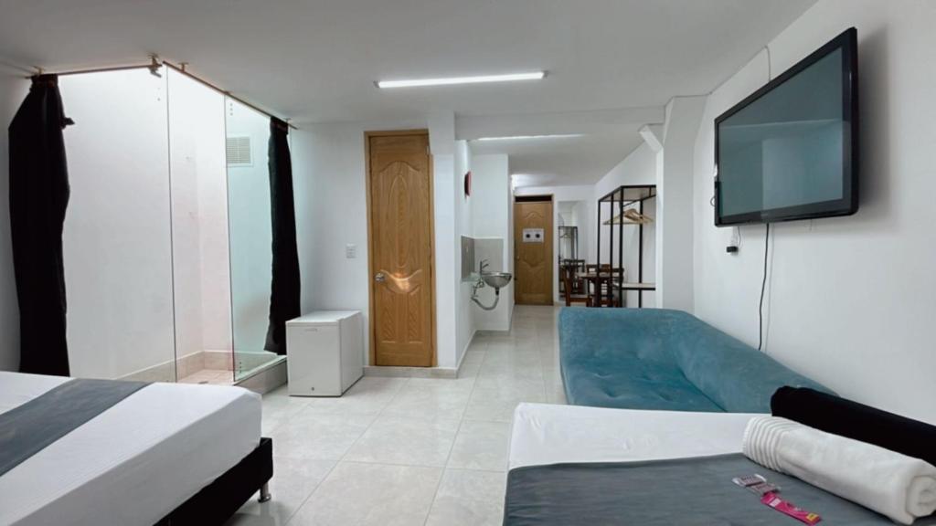 LLERAS PLACE HOTEL - 3