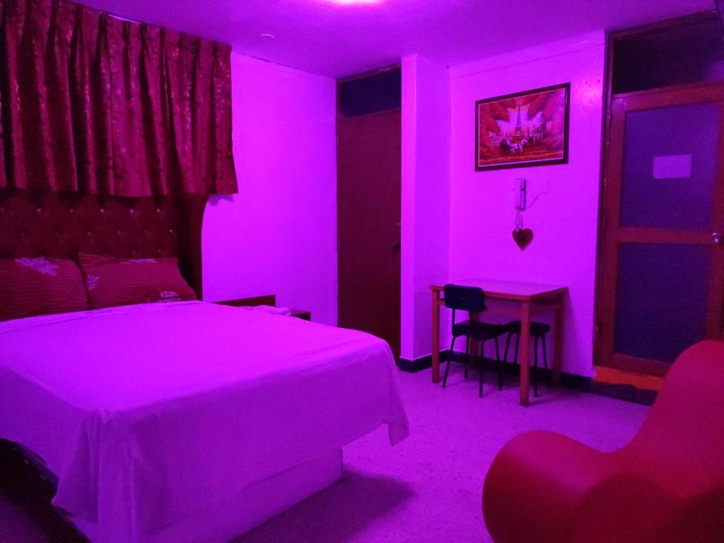 Hostal Reyna - 2