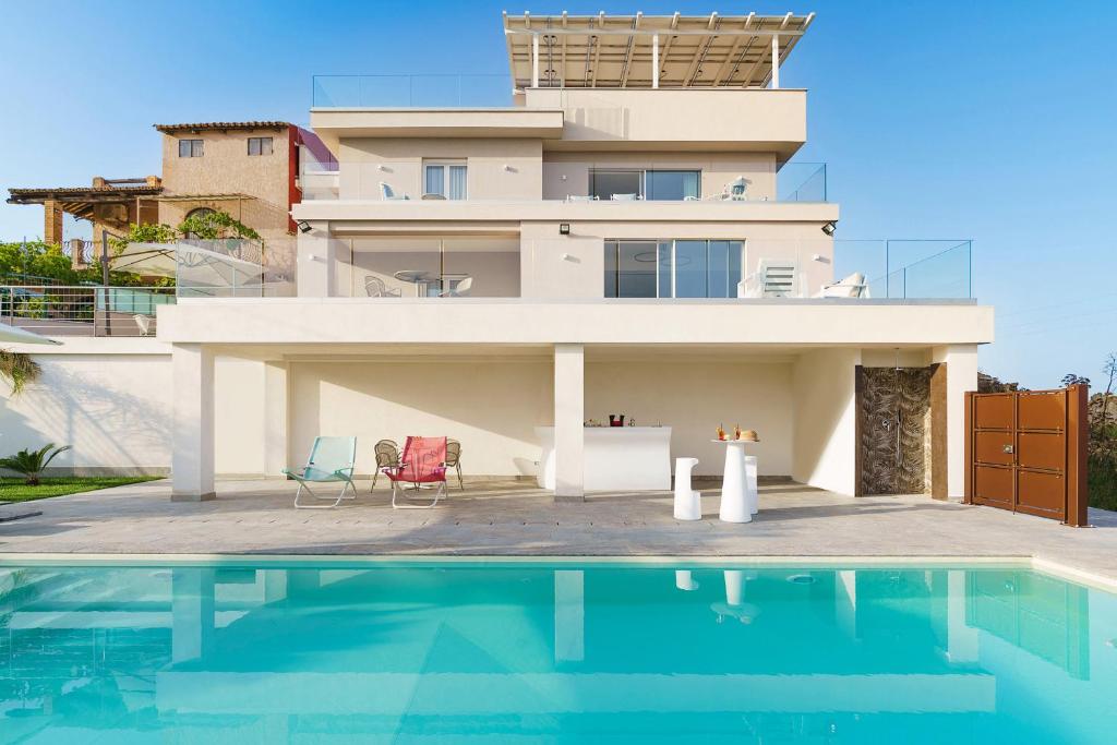 Grand Tour Villa - 2