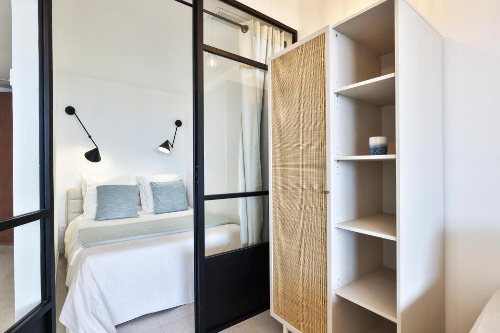 Incroyable vue mer, 2 pièces refait à neuf avec piscine sur le toit/ WIFI/AC - 4