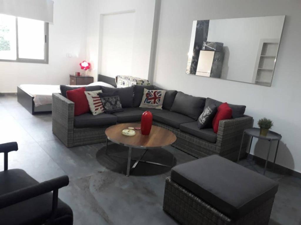 Studio In Dbayeh In A Prime Location, Wifi, 38sqm, Dbayeh