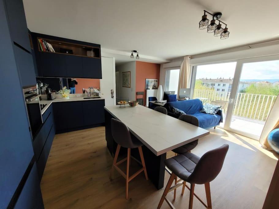 F3 neuf tout équipé de 62m2 centre ville - 4
