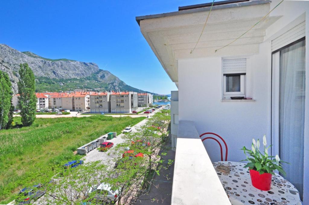 Apartment Luna, Omiš