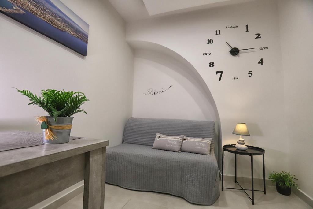 Vicolo 4 Apartment - 2