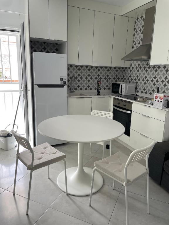 Modern apartment in Los Cristianos - 2