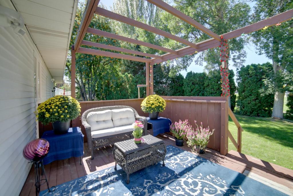 Simple and Charming Idaho Retreat with Patio!, Idaho Falls