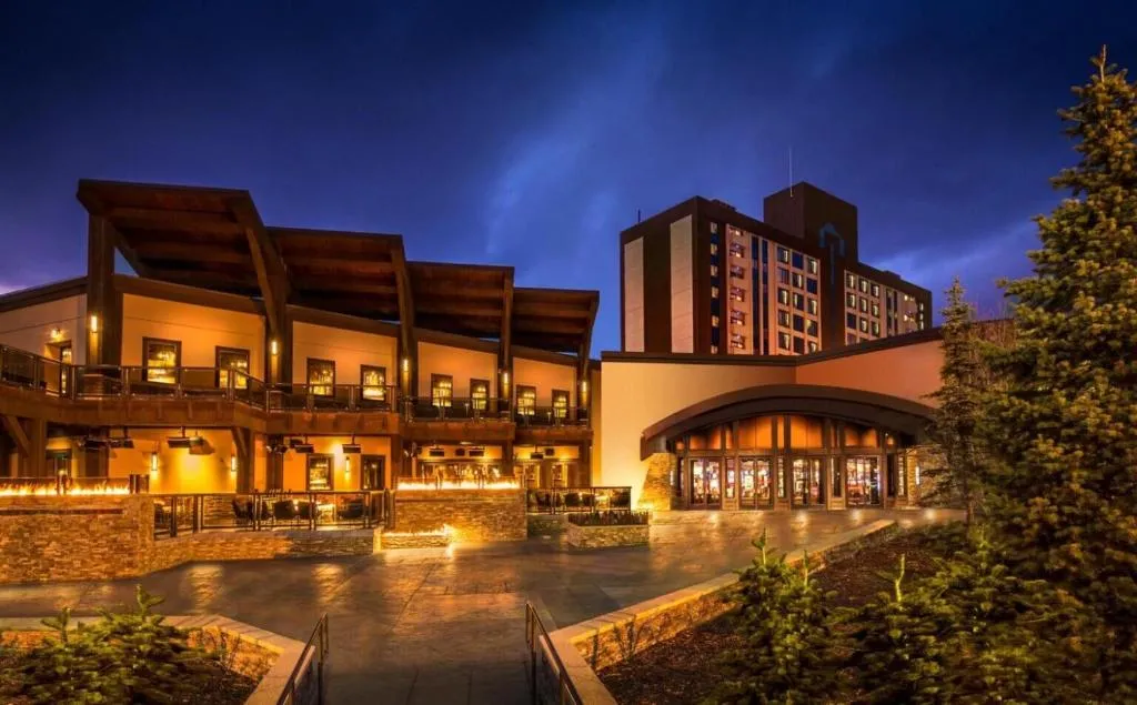 Golden Nugget Lake Tahoe，位于斯德特莱恩的酒店