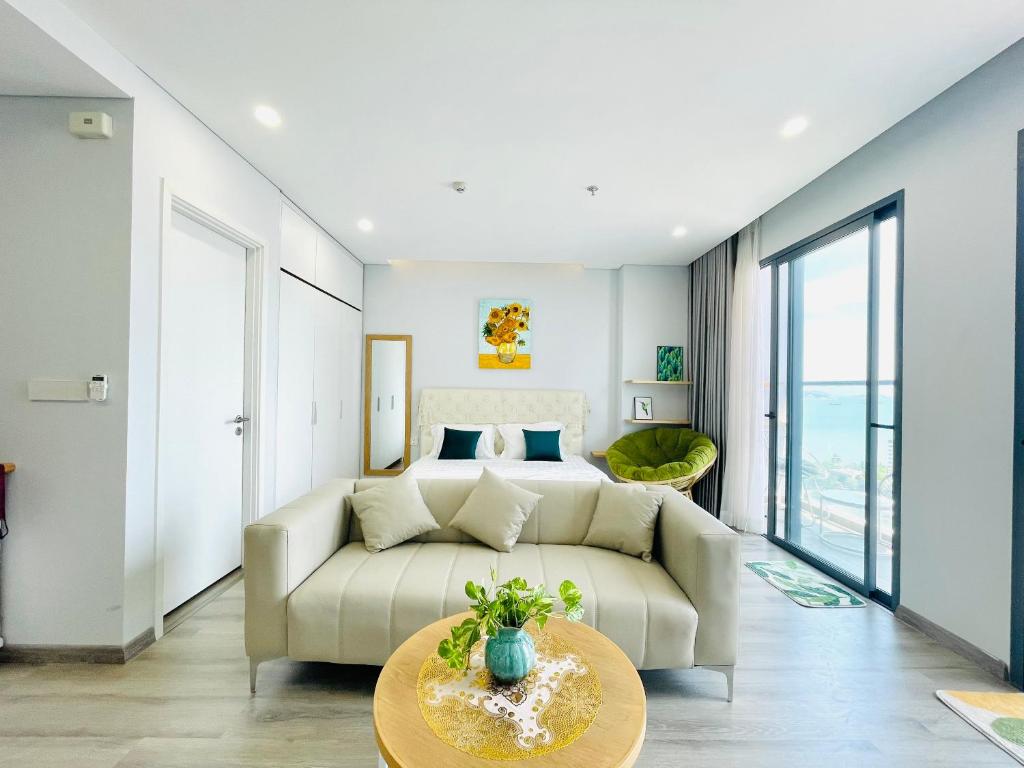 Apartment Full Option Sea View Marina Suites