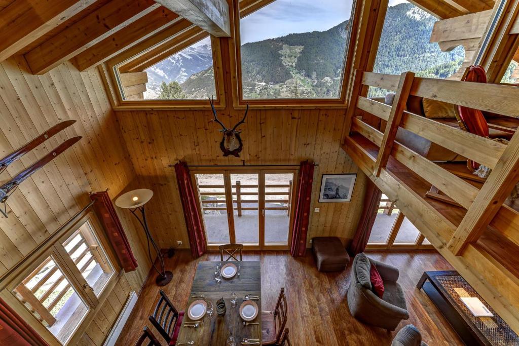Chalet Snowfall - jacuzzi - views - 2