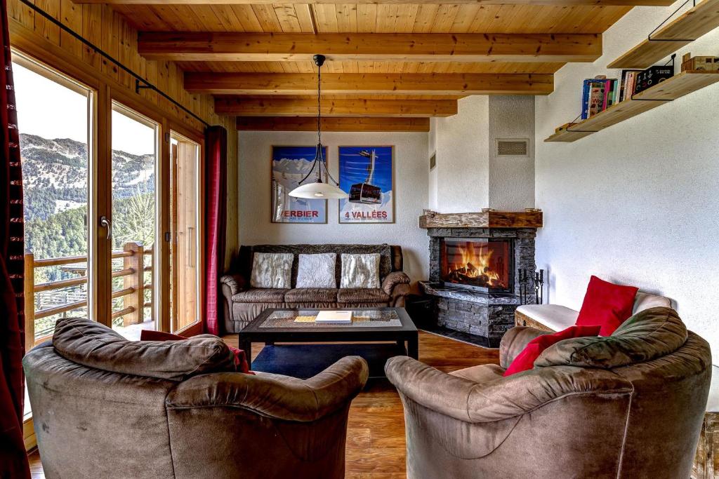 Chalet Snowfall - jacuzzi - views - 3