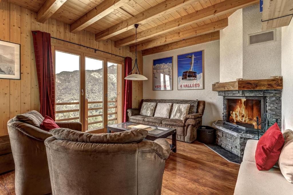 Chalet Snowfall - jacuzzi - views - 5