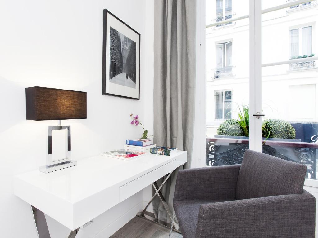 THE RESIDENCE - LUXURY 3 BEDROOM PARIS CENTER 3 photo