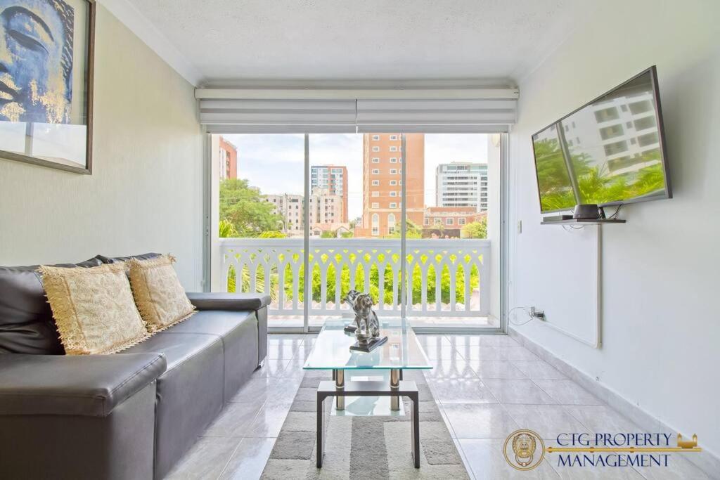 Apartamento con Excelente Ubicación - Camina a Buena Vista - 1