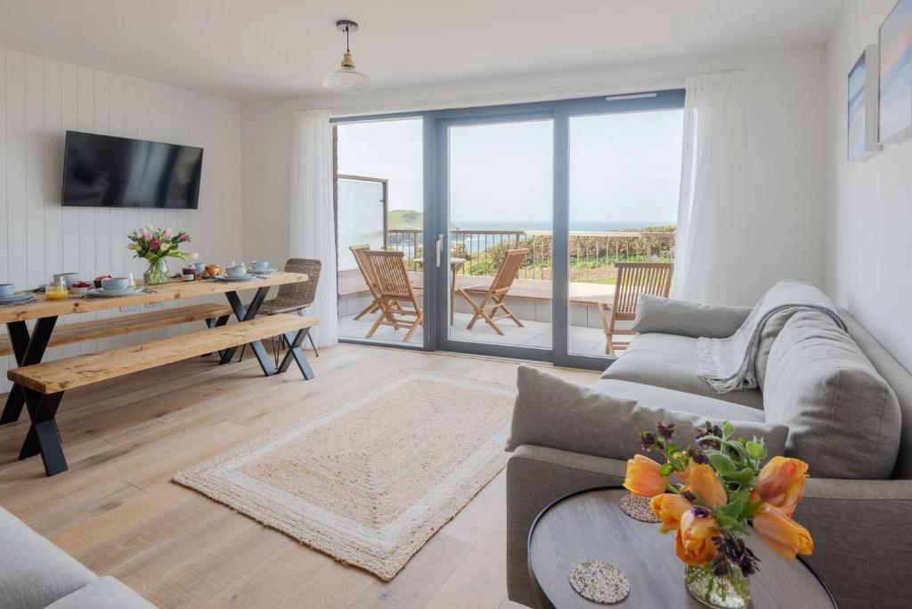 Sea Cove, Grand View Road, Hope Cove (Salcombe) - photo 2