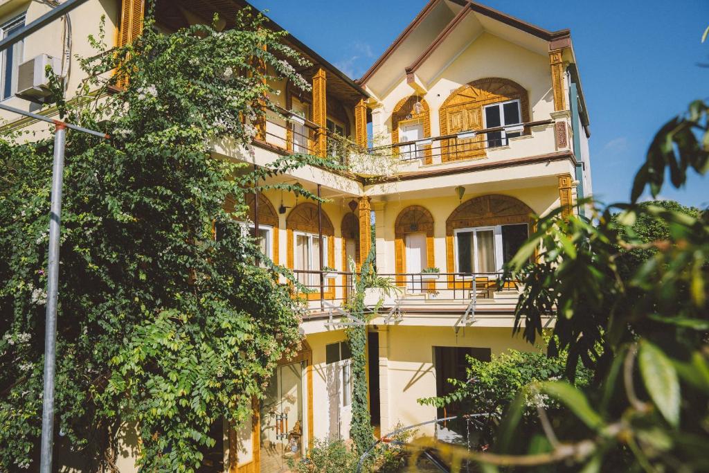 Tràng An NP Homestay