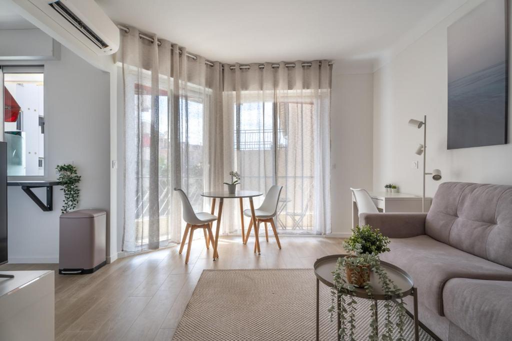 Studio calme et climatisé au cœur de Cannes - 1