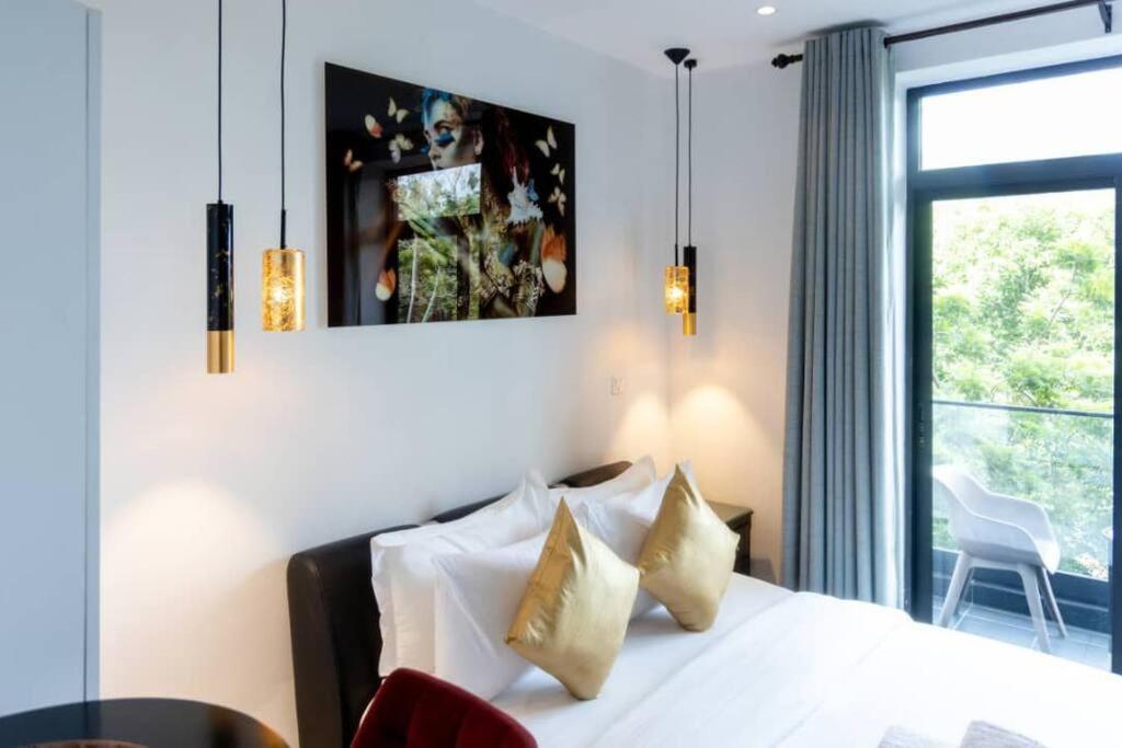 Avery 2 Studio @Embassy Gardens, Accra