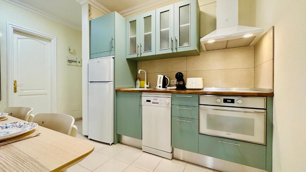 Sunset apart, large terrace, pool, Best location! - 5