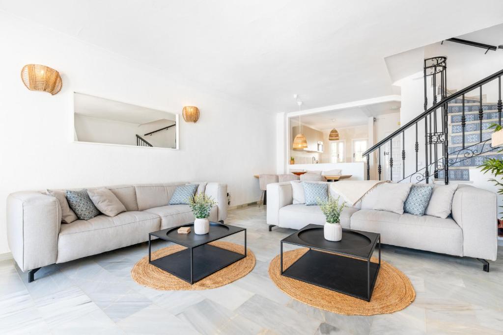 Casa de la Buena Vida - 3 Bedroom Townhouse with Sea View - 3