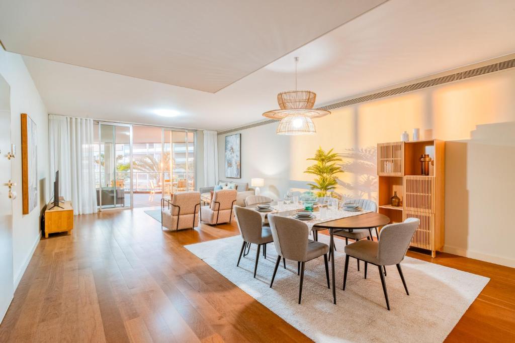 Suite BM - 3 Pools-Gym-AC-Huge Balcony Sea View, Funchal