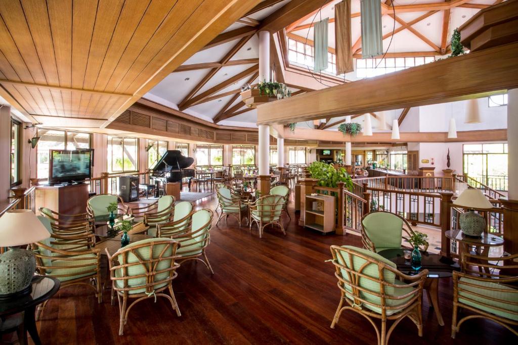 Shared lounge/TV area, Maneechan Resort in Chanthaburi