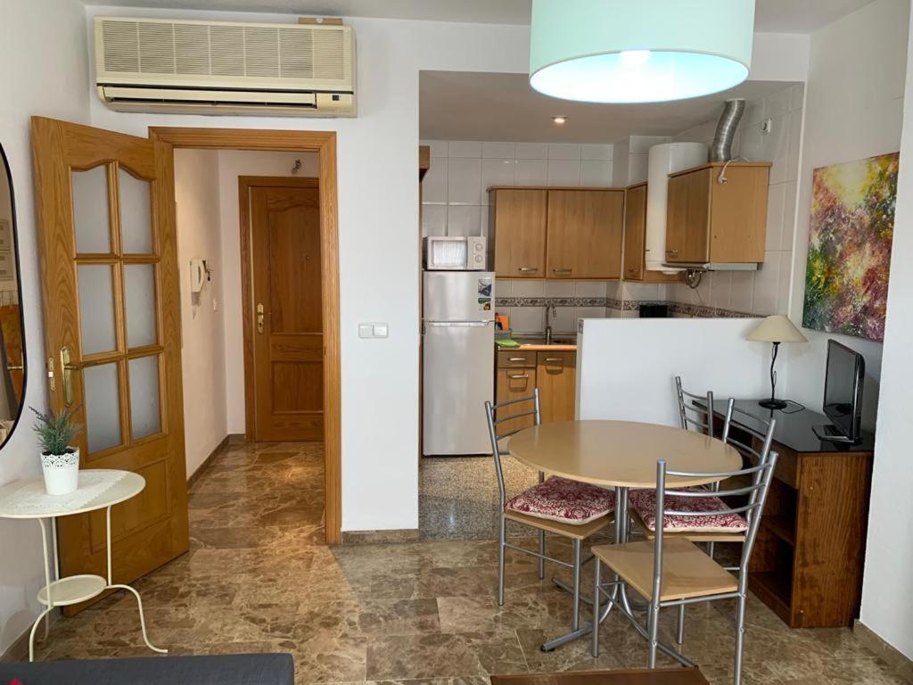 Apartamento con encanto y parking privado y gratuito - 2