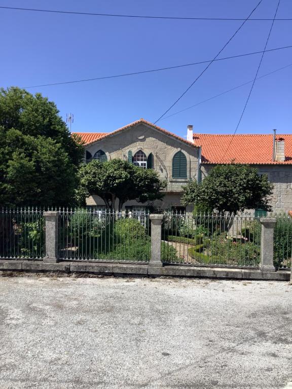 Casa das Camélias, Gouveia