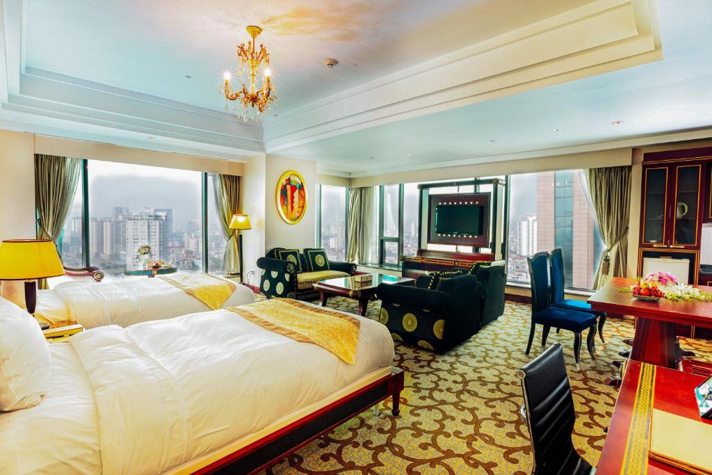 Hotel Room 5