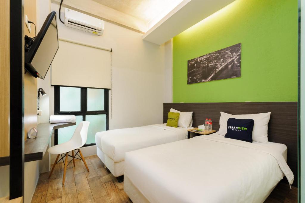 Urbanview Caverna Gandaria by RedDoorz Urbanview Caverna Gandaria by RedDoorz