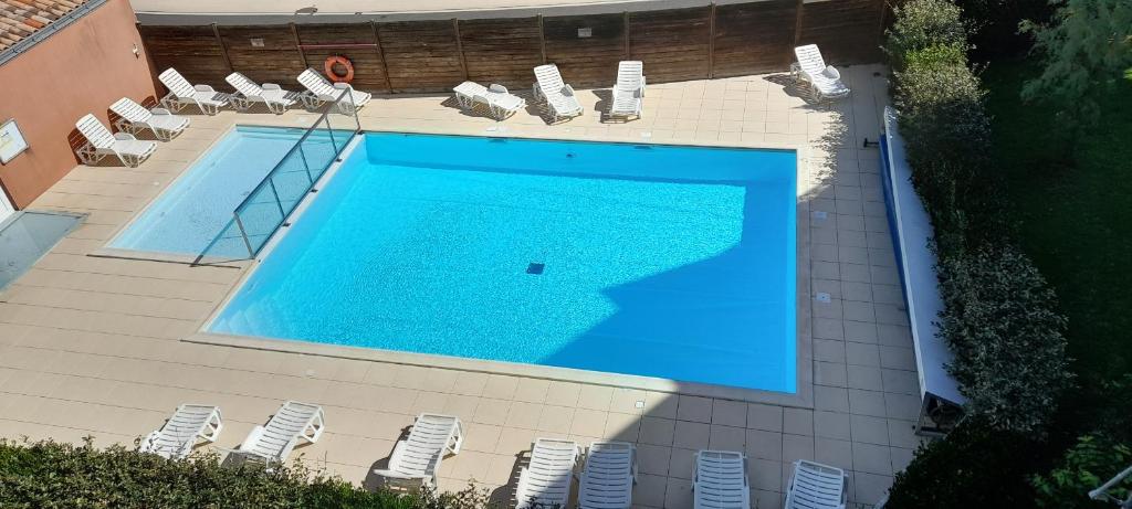 Appart pour 4 - Piscine - Au coeur de La Chaume - 2