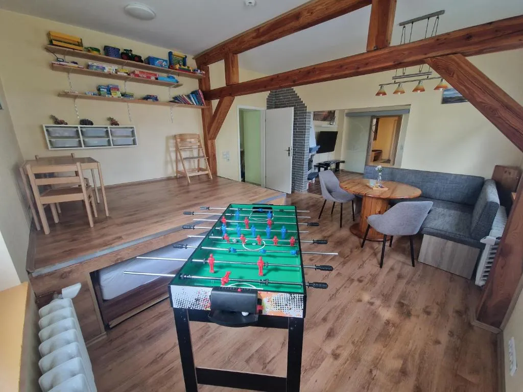 Familienfreundliche Fewo MV Malchin, hotel in Malchin