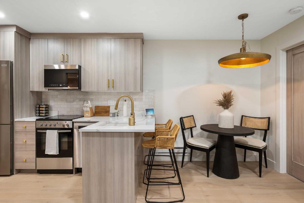 Resort-Style Brian Head Condo Near Slopes!, Brian Head