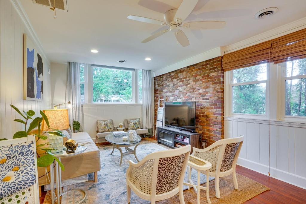 South Carolina Escape with Fire Pit, Grill and Patio!