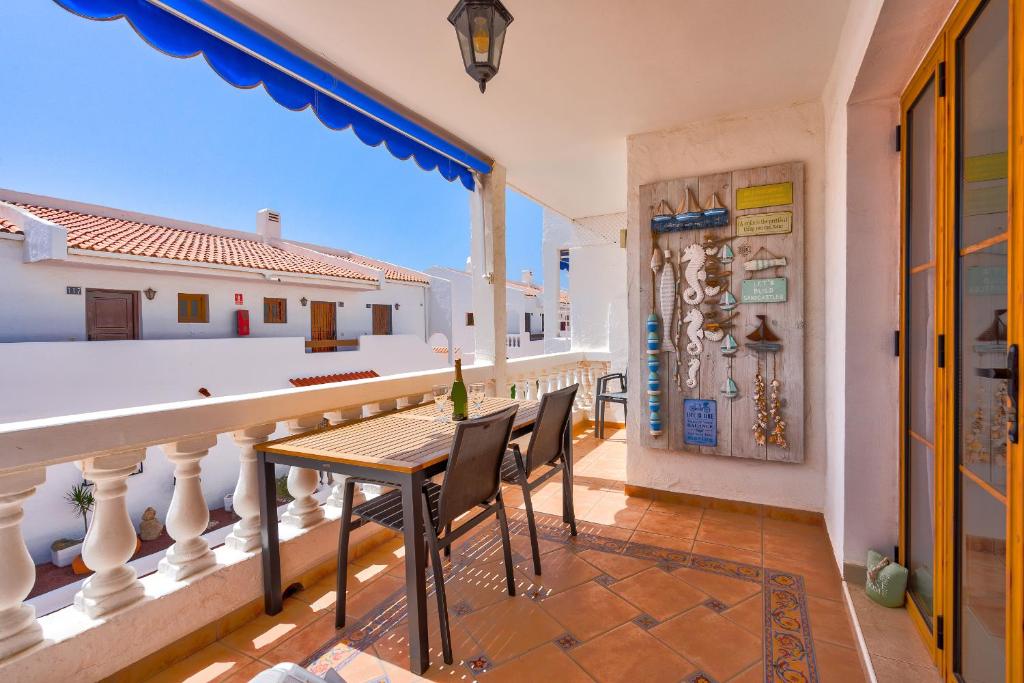 Port Royal ocean view apartment in Los Cristianos - 5